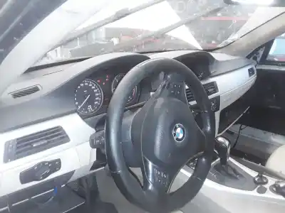 Veículo de Sucata bmw serie 3 coupe (e92) e92 coupé 320d do ano 2001 alimentado n47d20a