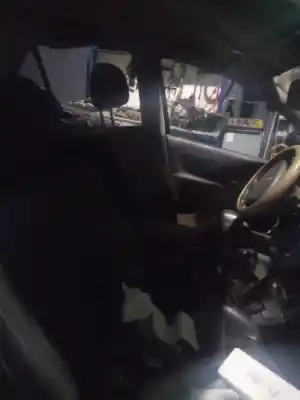 Veículo de Sucata renault laguna ii (bg0) authentique 120 cv / 88 kw do ano 2001 alimentado f9q750