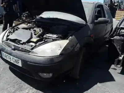 Veicolo di demolizione FORD FOCUS BERLINA (CAK) Trend dell'anno 2001 alimentato C9DB