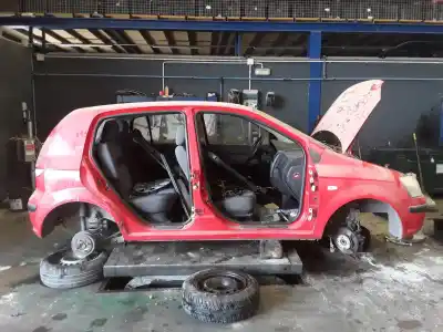 Veículo de Sucata HYUNDAI GETZ (TB) 1.1 Básico do ano 2001 alimentado 