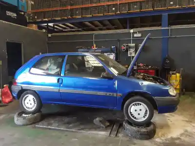 Veículo de Sucata CITROEN                                            SAXO                                                                                                                                                                                                                                                        do ano 1996 alimentado 