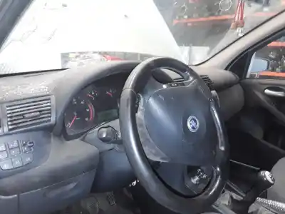 Veículo de Sucata fiat stilo (192) 1.9 jtd cat do ano 2001 alimentado 192a1000