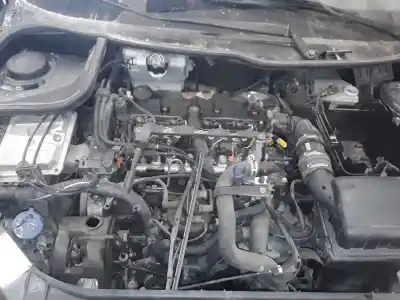 Veículo de Sucata peugeot 206 berlina xr do ano 2001 alimentado rhy