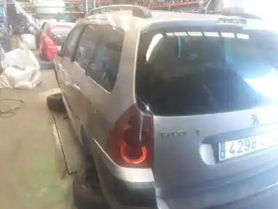 Утилизация автомобиля peugeot 307 break / sw (s1) sw pack года 2001 питание 
