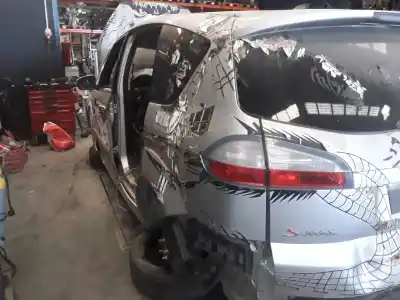 Scrapping Vehicle ford s-max (ca1) titanium of the year 2001 powered 