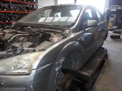 Veículo de Sucata ford focus berlina (cap) ghia do ano 2001 alimentado 