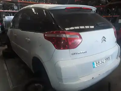 Scrapping Vehicle citroen c4 picasso exclusive of the year 2001 powered 