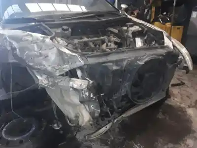 Veículo de Sucata peugeot 206 berlina 2.0 hdi cat do ano 2001 alimentado rhy