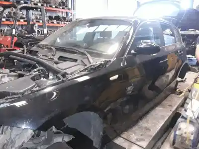 Scrapping Vehicle bmw serie 1 berlina (e81/e87) 116i of the year 2001 powered 