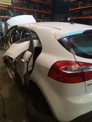 Scrapping Vehicle kia rio emotion 90 cv / 66 kw of the year 2001 powered d4fc