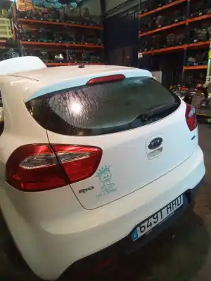 Scrapping Vehicle kia rio emotion 90 cv / 66 kw of the year 2001 powered d4fc