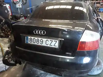 Veículo de Sucata AUDI A4 BERLINA (8E) 1.9 TDI (96kW) do ano 2001 alimentado 