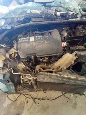 Здавання транспортного засобу renault clio iii exception року 2001 потужний d4f740