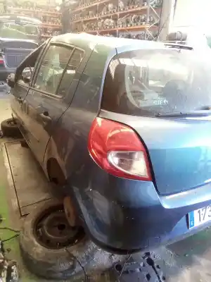 Здавання транспортного засобу renault clio iii exception року 2001 потужний d4f740