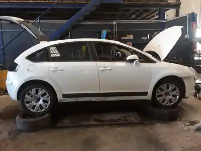 Veículo de Sucata citroen c4 berlina vtr plus do ano 2001 alimentado 9hy