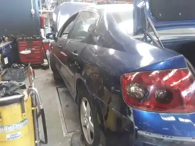 Veículo de Sucata peugeot 407 sw sr confort do ano 2001 alimentado 9hz