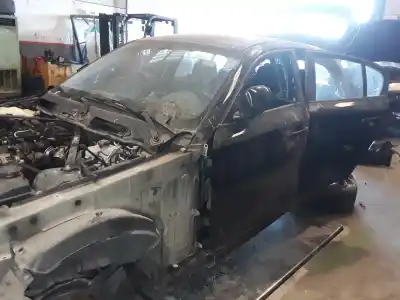 Veículo de Sucata bmw serie 1 berlina (e81/e87) 116d do ano 2001 alimentado 