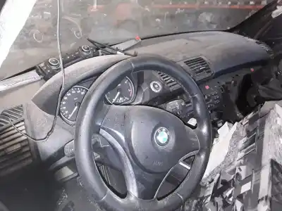 Veículo de Sucata bmw serie 1 berlina (e81/e87) 116d do ano 2001 alimentado 