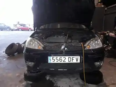 Sloopvoertuig ford focus turnier (cak) 1.8 tdci cat van het jaar 2001 aangedreven 
