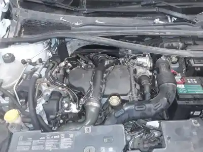 Veicolo di demolizione renault clio iv (bh_) 1.5 dci 75 dell'anno 2001 alimentato 