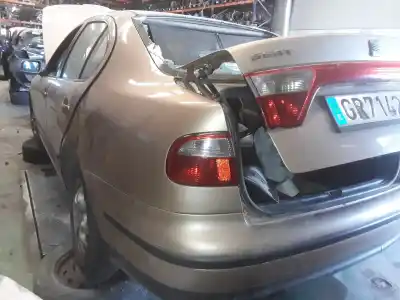 Veículo de Sucata seat toledo (1m2) 1.9 tdi do ano 2001 alimentado 