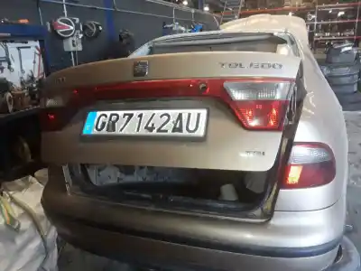 Veículo de Sucata seat toledo (1m2) 1.9 tdi do ano 2001 alimentado 