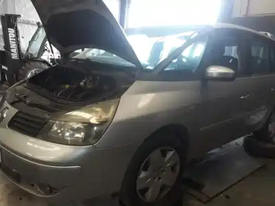 Здавання транспортного засобу renault espace iv (jk0) grand espace expression року 2001 потужний g9t742