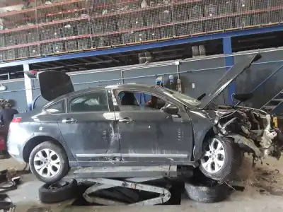 Veicolo di demolizione CITROEN C5 BERLINA Collection dell'anno 2001 alimentato 6FY