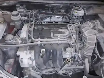 Sloopvoertuig ford focus berlina (cak) trend van het jaar 2001 aangedreven fyda