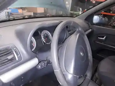 Здавання транспортного засобу renault   року 2004 потужний k9k712