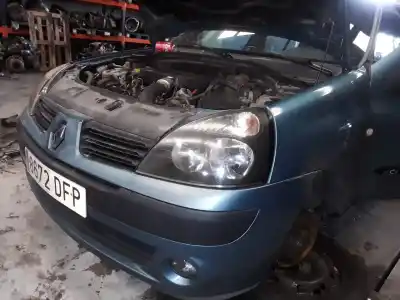 Здавання транспортного засобу renault   року 2004 потужний k9k712