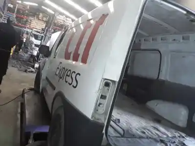 Veículo de Sucata opel combo tour cosmo do ano 2001 alimentado z13dtj