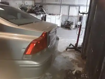 Sloopvoertuig volvo s60 berlina 2.4 d van het jaar 2001 aangedreven d5244t