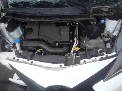 Veicolo di demolizione toyota aygo x-play dell'anno 2001 alimentato 1krb52