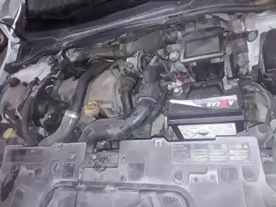 Veículo de Sucata renault clio iv zen do ano 2001 alimentado 