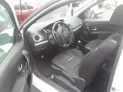 Утилизация автомобиля renault clio iii pack authentique года 2001 питание 