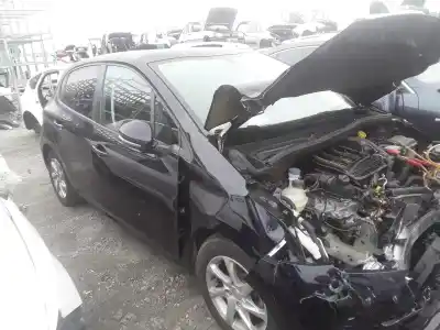 Scrapping Vehicle peugeot 208 style of the year 2001 powered hm01