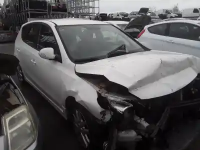 Утилизация автомобиля hyundai i30 classic года 2001 питание d4fb