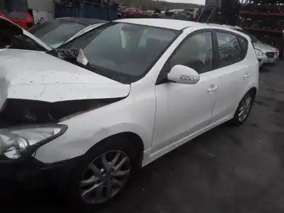 Утилизация автомобиля HYUNDAI I30 Classic года 2001 питание D4FB