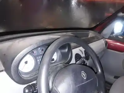 Veicolo di demolizione renault kangoo (f/kc0) generique dell'anno 2001 alimentato k9k704