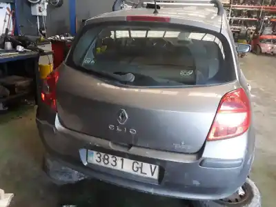 Scrapping Vehicle renault clio iii emotion of the year 2001 powered k9k768