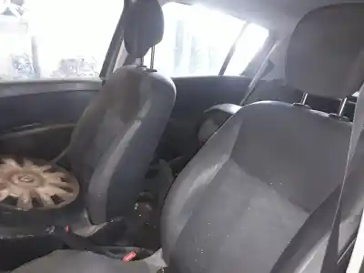 Scrapping Vehicle renault clio iii emotion of the year 2001 powered k9k768