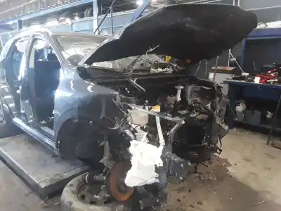 Здавання транспортного засобу RENAULT KADJAR Zen року 2001 потужний R9ME414