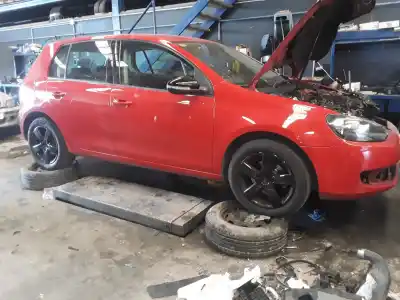 Veículo de Sucata VOLKSWAGEN GOLF VI (5K1) Rabbit BlueMotion do ano 2001 alimentado CAYH