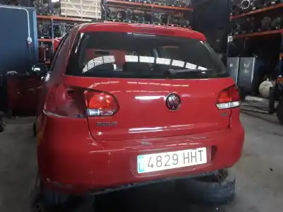 Veículo de Sucata volkswagen golf vi (5k1) rabbit bluemotion do ano 2001 alimentado cayh