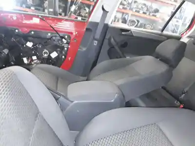 Veículo de Sucata volkswagen golf vi (5k1) rabbit bluemotion do ano 2001 alimentado cayh