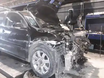 Veículo de Sucata volkswagen golf v berlina (1k1) trendline do ano 2001 alimentado bkc