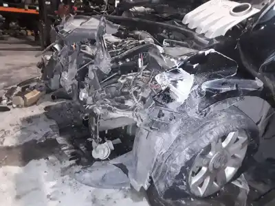 Sloopvoertuig VOLKSWAGEN GOLF V BERLINA (1K1) Trendline van het jaar 2001 aangedreven BKC