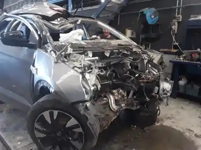 Scrapping Vehicle opel crossland x selective of the year 2001 powered hn05