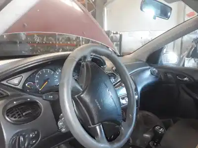 Sloopvoertuig ford focus turnier (cak) ambiente van het jaar 2001 aangedreven c9dc